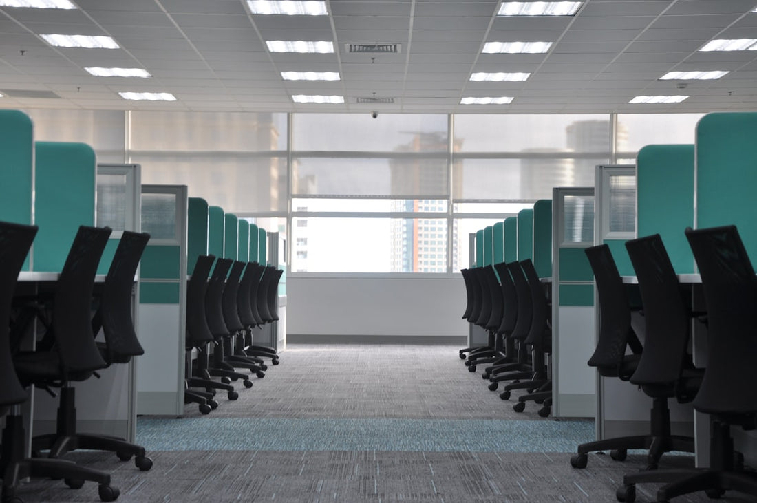 Operators monitoring video walls in an enterprise command and control centre design
